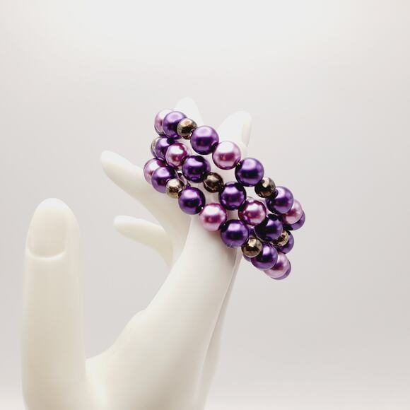 Vintage 1950s Purple Faux Pearl Memory Wire Bracelet - Picture 3 of 10